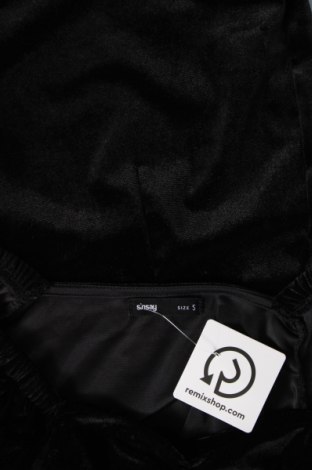 Šaty  Sinsay, Velikost S, Barva Černá, Cena  484,00 Kč