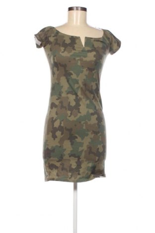 Kleid Terranova, Größe M, Farbe Mehrfarbig, Preis 10,26 €