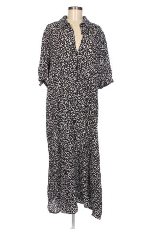 Φόρεμα Trendyol, Μέγεθος XXL, Χρώμα Πολύχρωμο, Τιμή 42,90 €