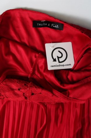 Φόρεμα Truth & Fable, Μέγεθος S, Χρώμα Κόκκινο, Τιμή 17,26 €
