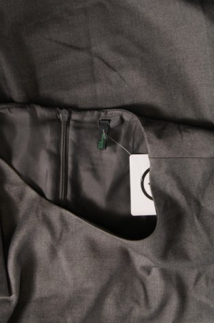 Kleid United Colors Of Benetton, Größe S, Farbe Grau, Preis 19,41 €