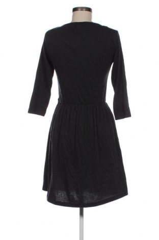 Kleid Vero Moda, Größe M, Farbe Grau, Preis € 7,47