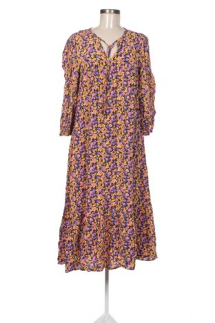 Kleid Y.A.S, Größe S, Farbe Mehrfarbig, Preis 25,68 €