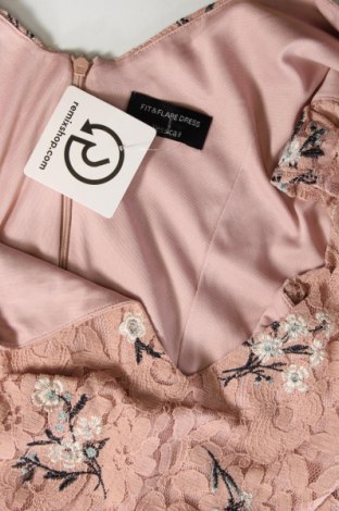 Kleid Yessica, Größe M, Farbe Rosa, Preis € 40,36