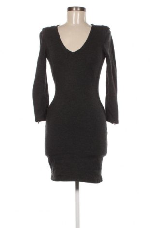 Kleid Zara, Größe M, Farbe Grau, Preis 10,33 €
