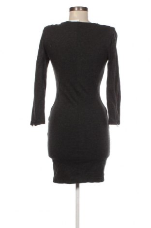 Kleid Zara, Größe M, Farbe Grau, Preis 9,40 €