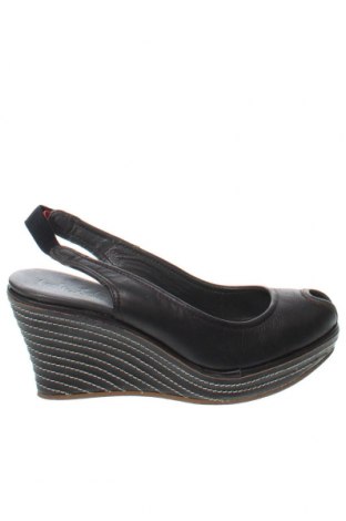Sandále, Veľkosť 38, Farba Čierna, Cena  47,52 €