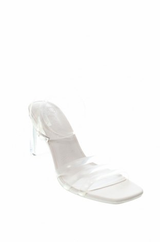 Sandalen Bershka, Größe 38, Farbe Weiß, Preis € 13,42