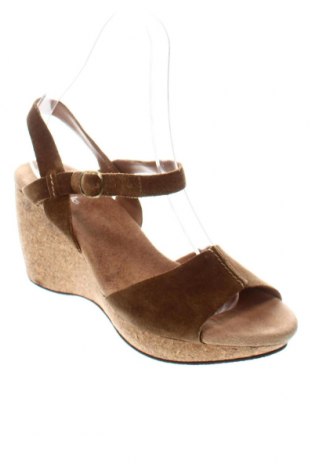 Sandale Clarks, Mărime 42, Culoare Bej, Preț 249,97 Lei