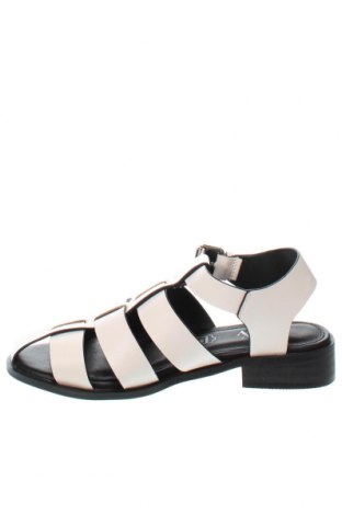 Sandalen Vanessa Wu, Größe 36, Farbe Weiß, Preis 19,18 €