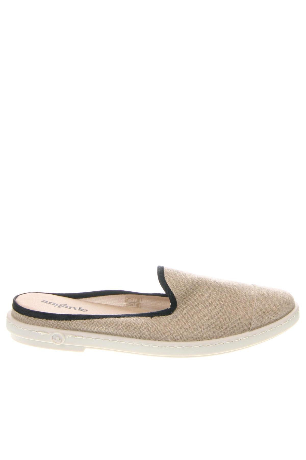 Hausschuhe, Größe 43, Farbe Beige, Preis € 31,96