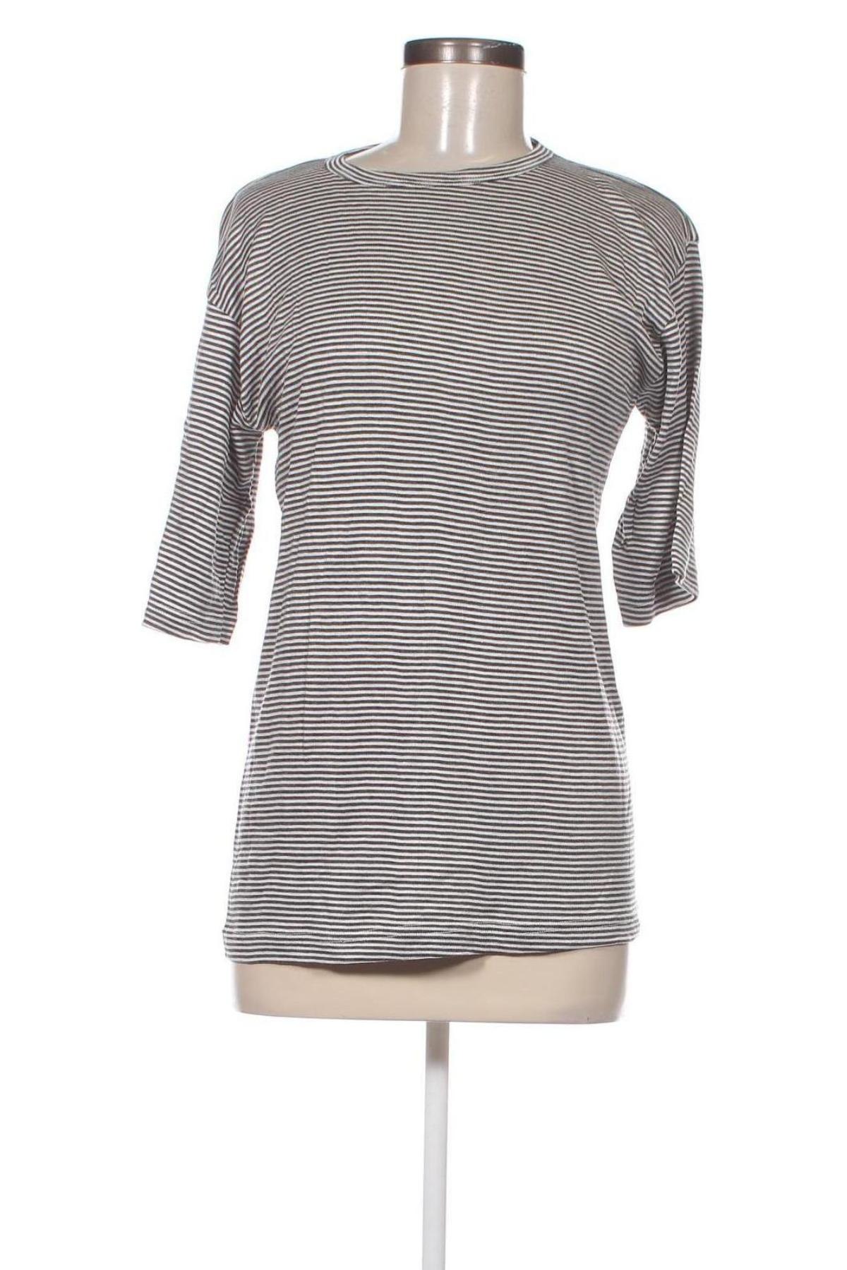 Damen Shirt, Größe XS, Farbe Mehrfarbig, Preis 3,83 €