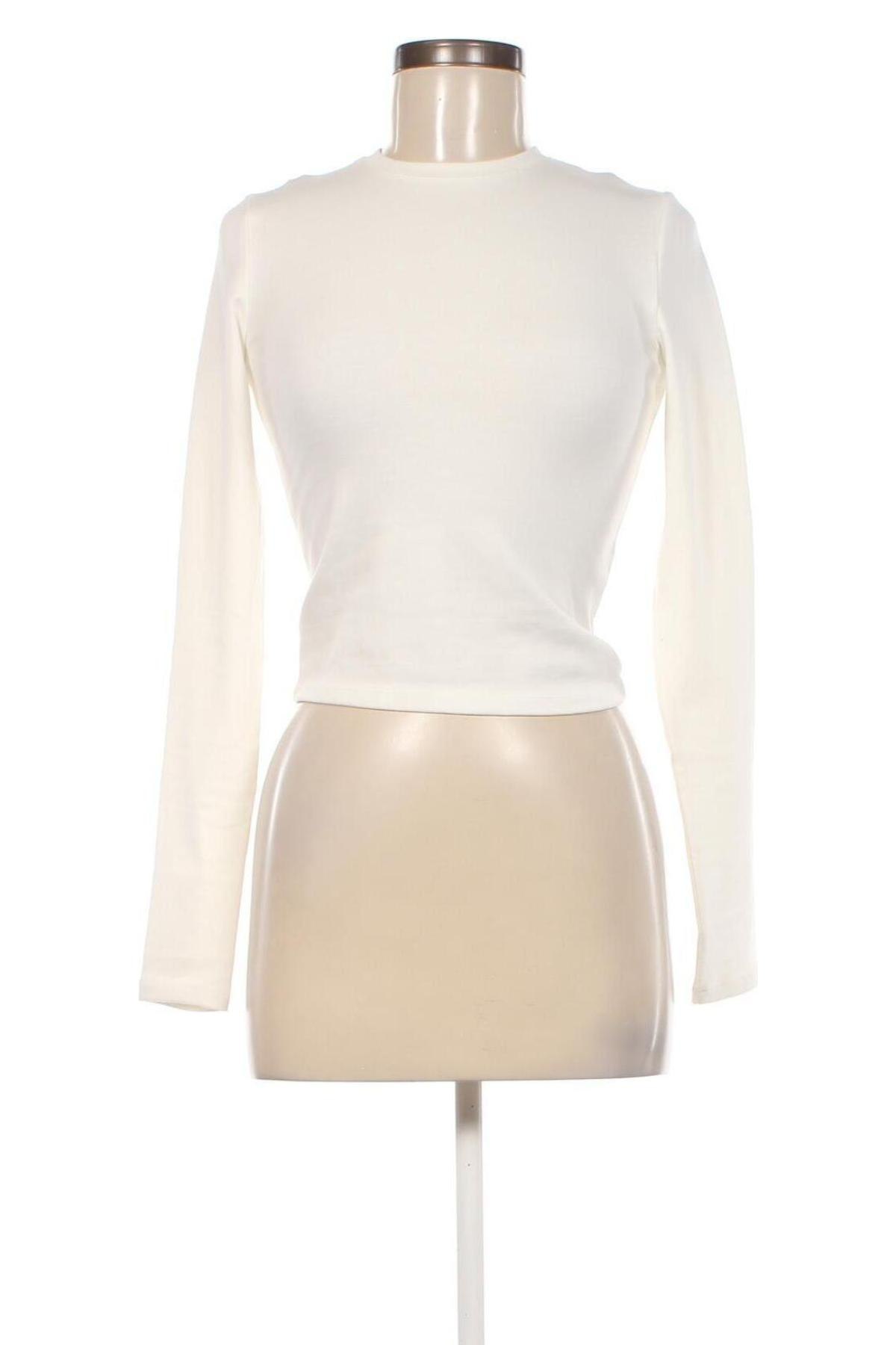 Дамска блуза Bershka, Размер M, Цвят Екрю, Цена 7,75 лв.