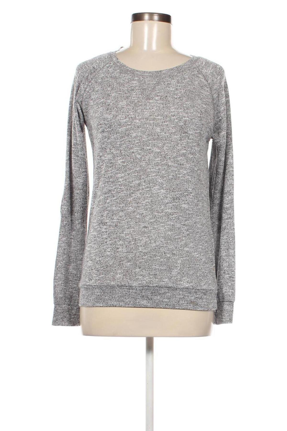 Damen Shirt Bershka, Größe S, Farbe Grau, Preis € 5,10