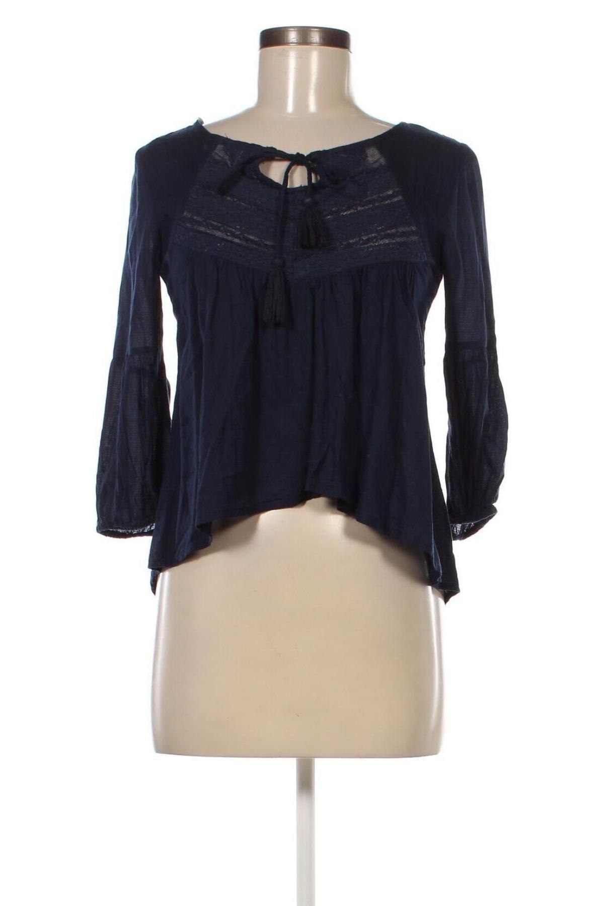 Γυναικεία μπλούζα Bershka, Μέγεθος S, Χρώμα Μπλέ, Τιμή 9,74 €