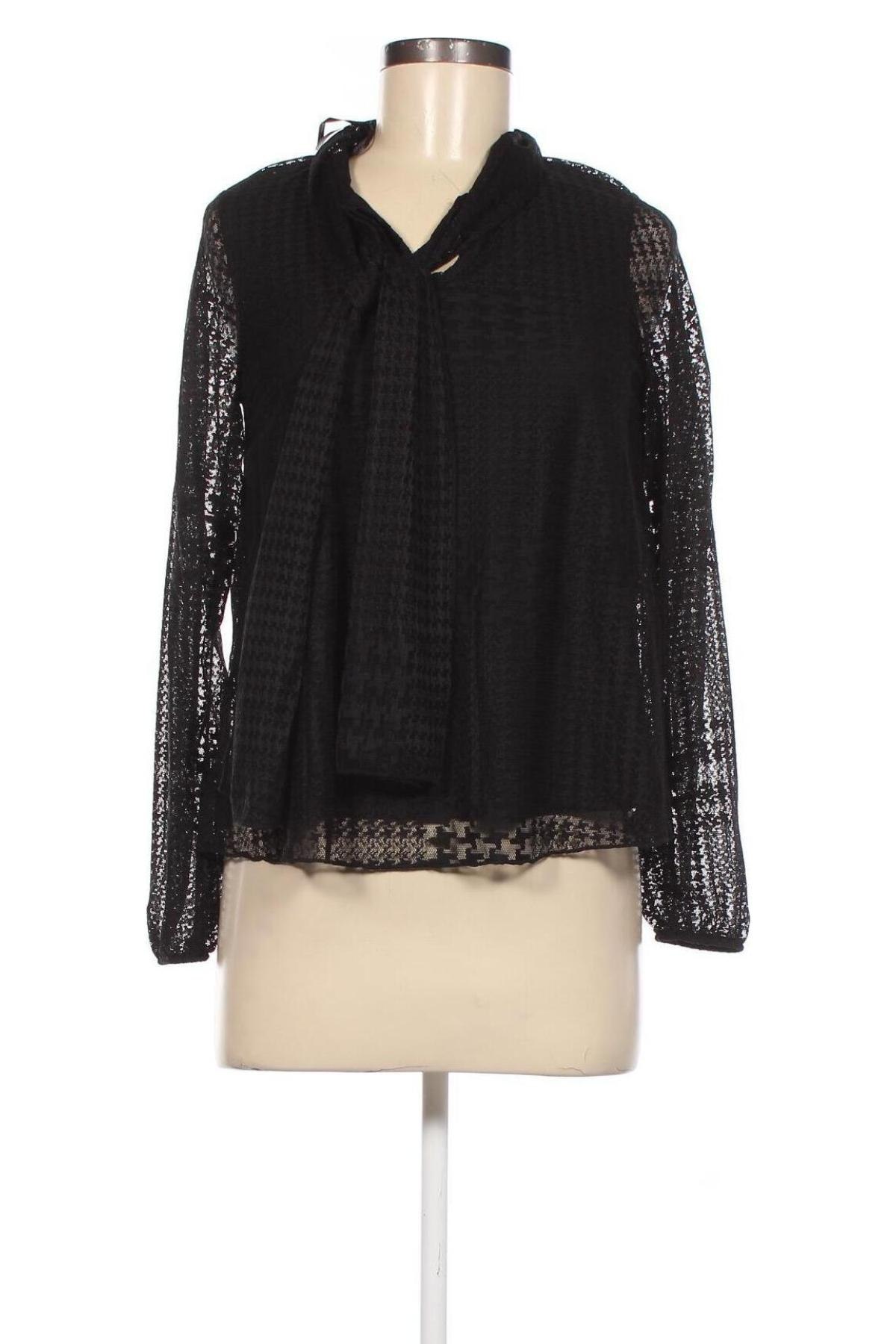 Дамска блуза Mohito, Размер S, Цвят Черен, Цена 18,77 лв.
