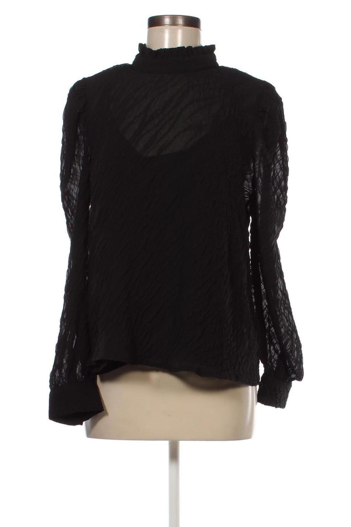 Дамска блуза Object, Размер M, Цвят Черен, Цена 23,10 лв.