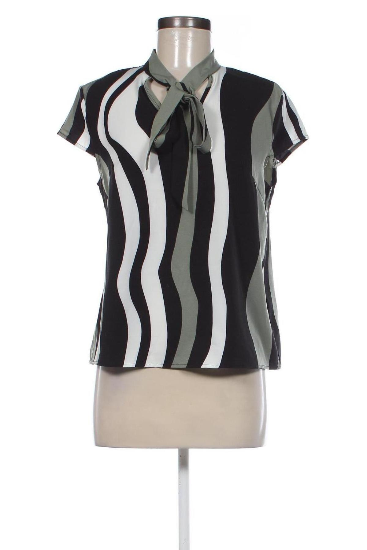 Дамска блуза SHEIN, Размер M, Цвят Многоцветен, Цена 9,03 лв.