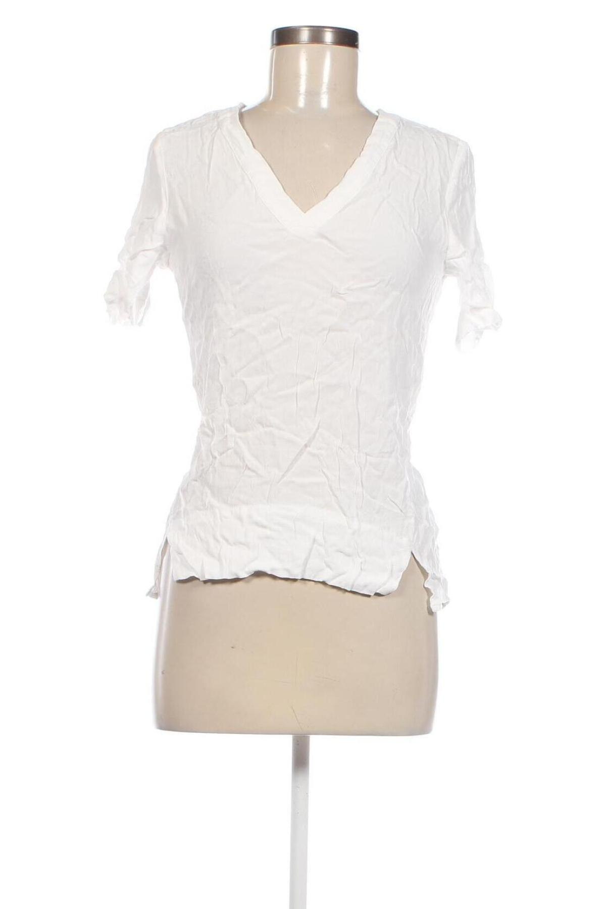 Дамска блуза Soaked In Luxury, Размер S, Цвят Бял, Цена 21,12 лв.