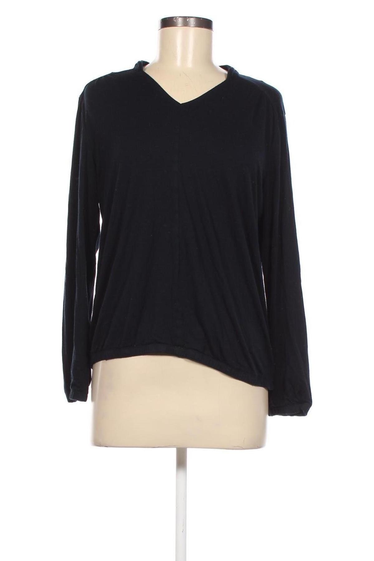 Дамска блуза Tatuum, Размер XL, Цвят Черен, Цена 31,10 лв.