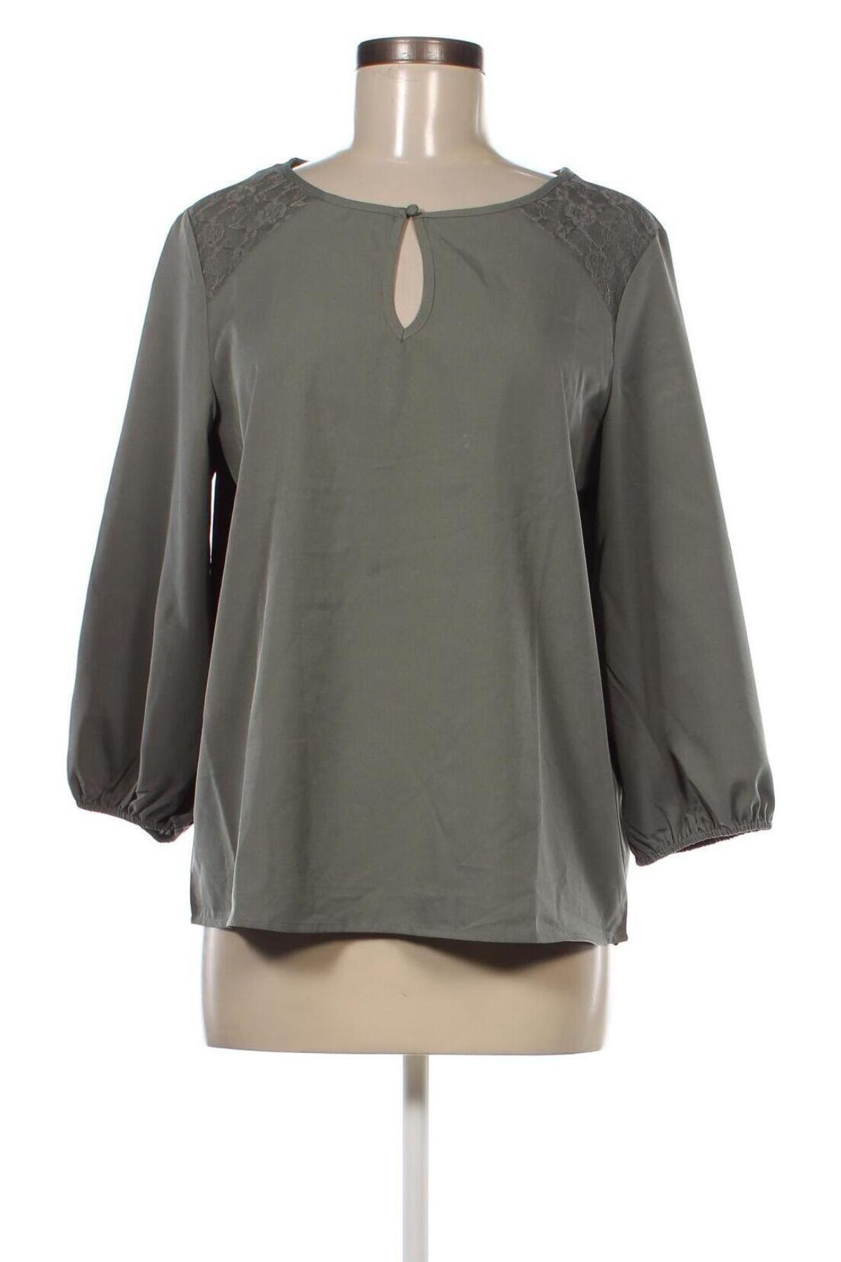 Дамска блуза VILA, Размер M, Цвят Зелен, Цена 13,80 лв.