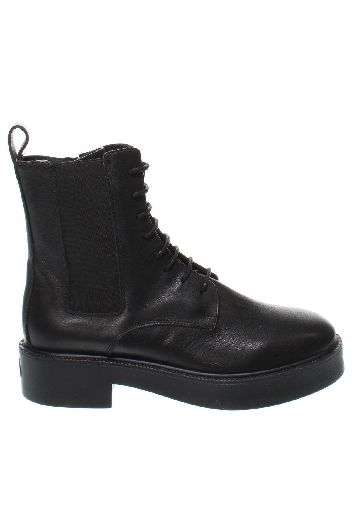 Botine de damă Copenhagen Shoes, Mărime 40, Culoare Negru, Preț 435,86 Lei