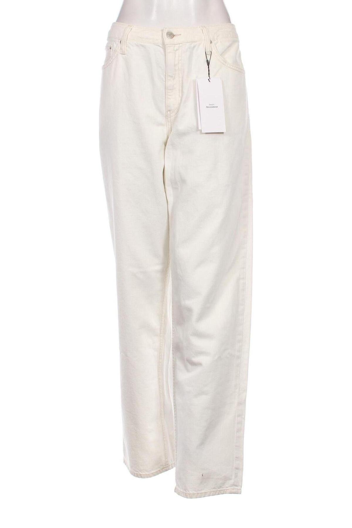 Дамски дънки Calvin Klein Jeans, Размер M, Цвят Бял, Цена 70,20 лв.