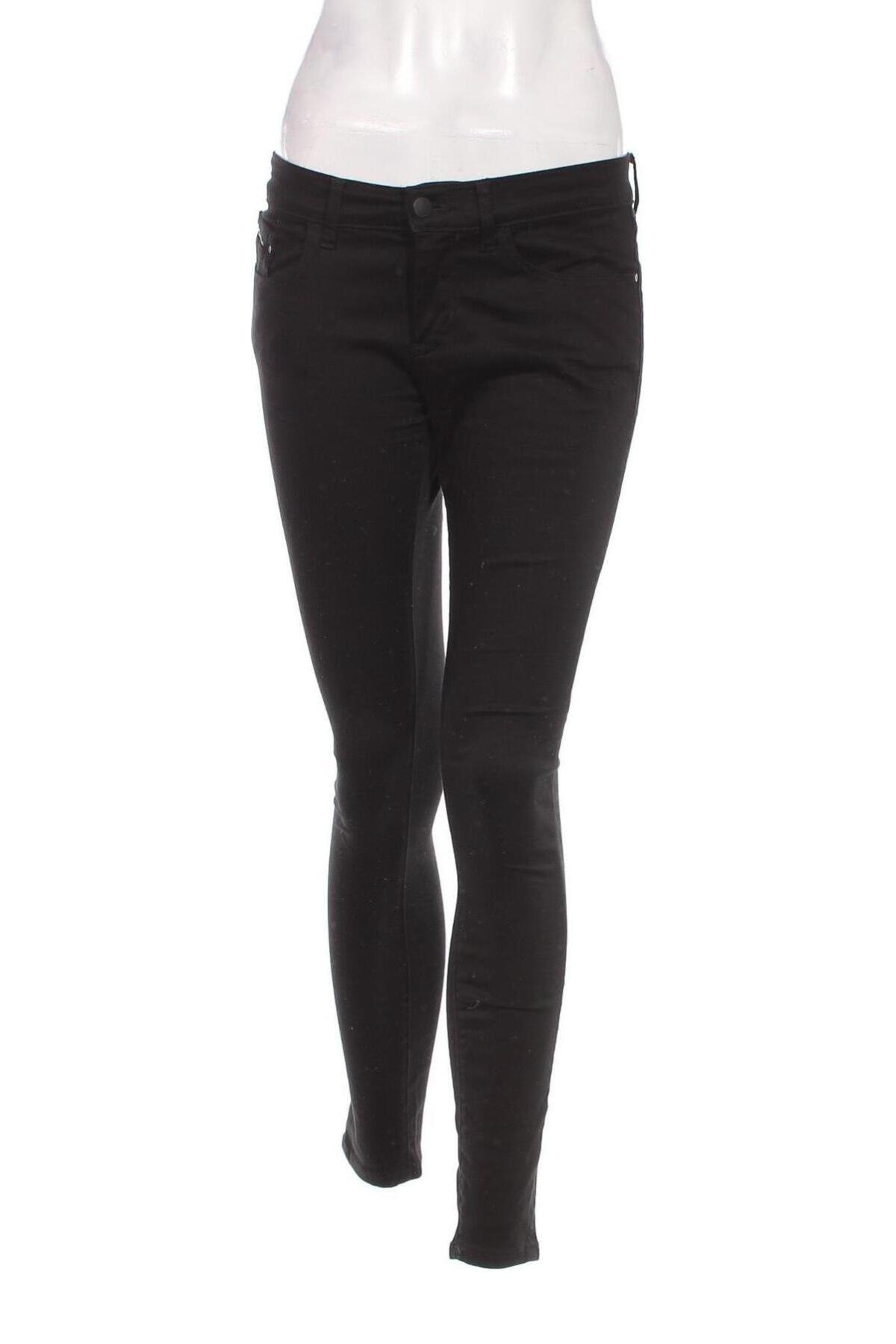 Dámske džínsy  Calvin Klein Jeans, Veľkosť S, Farba Čierna, Cena  15,42 €