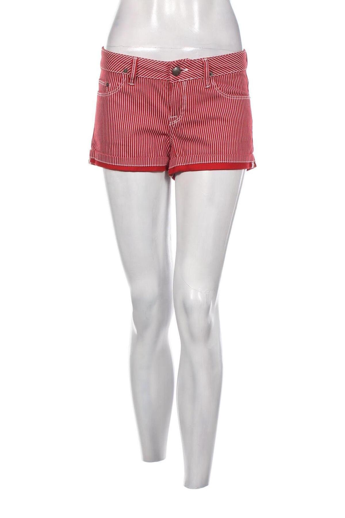 Γυναικείο κοντό παντελόνι, Μέγεθος M, Χρώμα Κόκκινο, Τιμή 5,70 €
