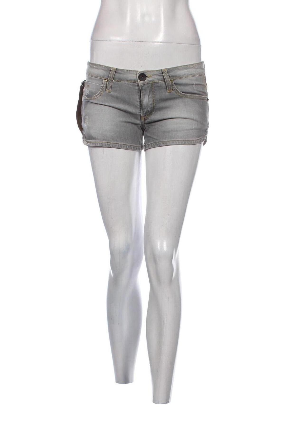 Γυναικείο κοντό παντελόνι, Μέγεθος S, Χρώμα Γκρί, Τιμή 16,15 €