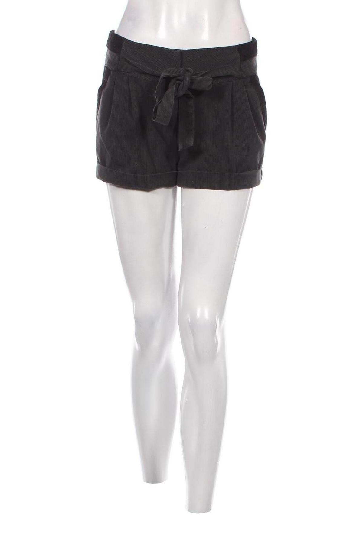 Γυναικείο κοντό παντελόνι, Μέγεθος S, Χρώμα Γκρί, Τιμή 4,96 €