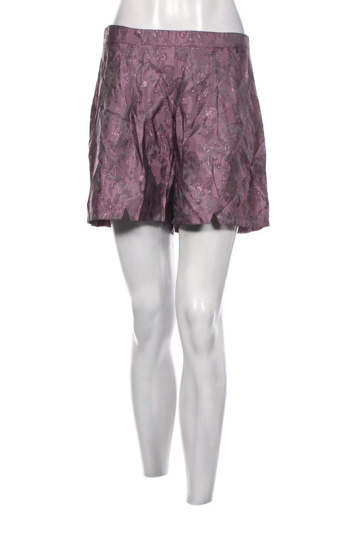 Γυναικείο κοντό παντελόνι Boohoo, Μέγεθος M, Χρώμα Βιολετί, Τιμή 5,77 €