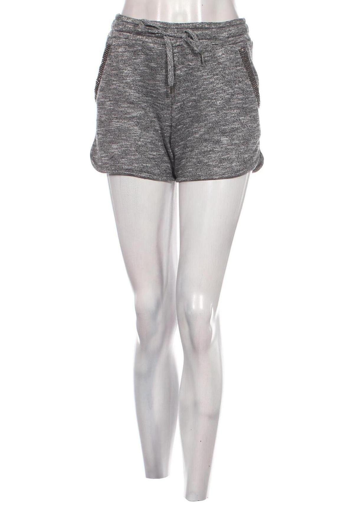 Γυναικείο κοντό παντελόνι Colloseum, Μέγεθος S, Χρώμα Γκρί, Τιμή 2,94 €