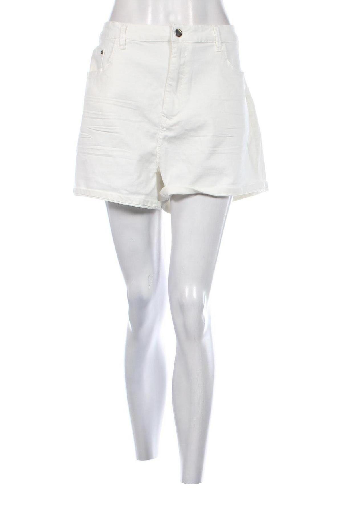 Дамски къс панталон Fashion nova, Размер XXL, Цвят Екрю, Цена 19,00 лв.