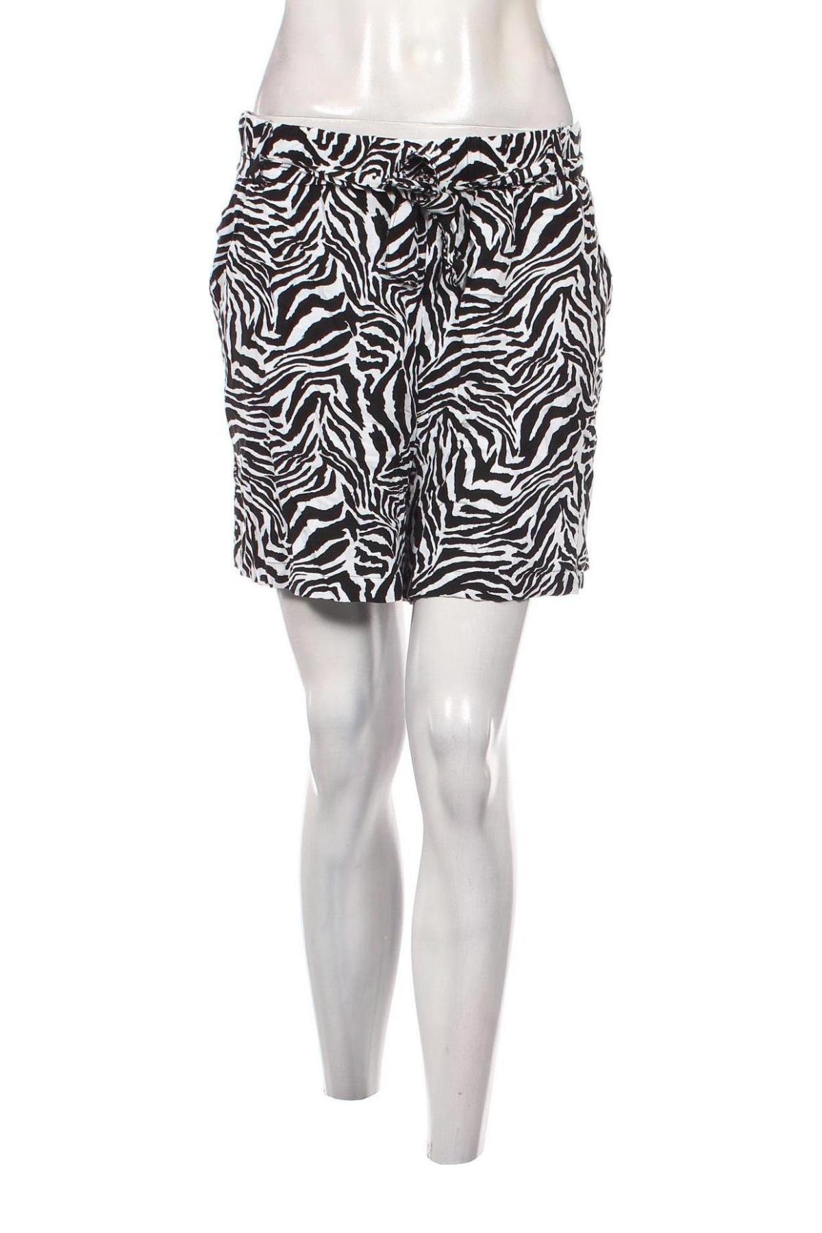 Дамски къс панталон Infinity Woman, Размер XL, Цвят Многоцветен, Цена 19,00 лв.