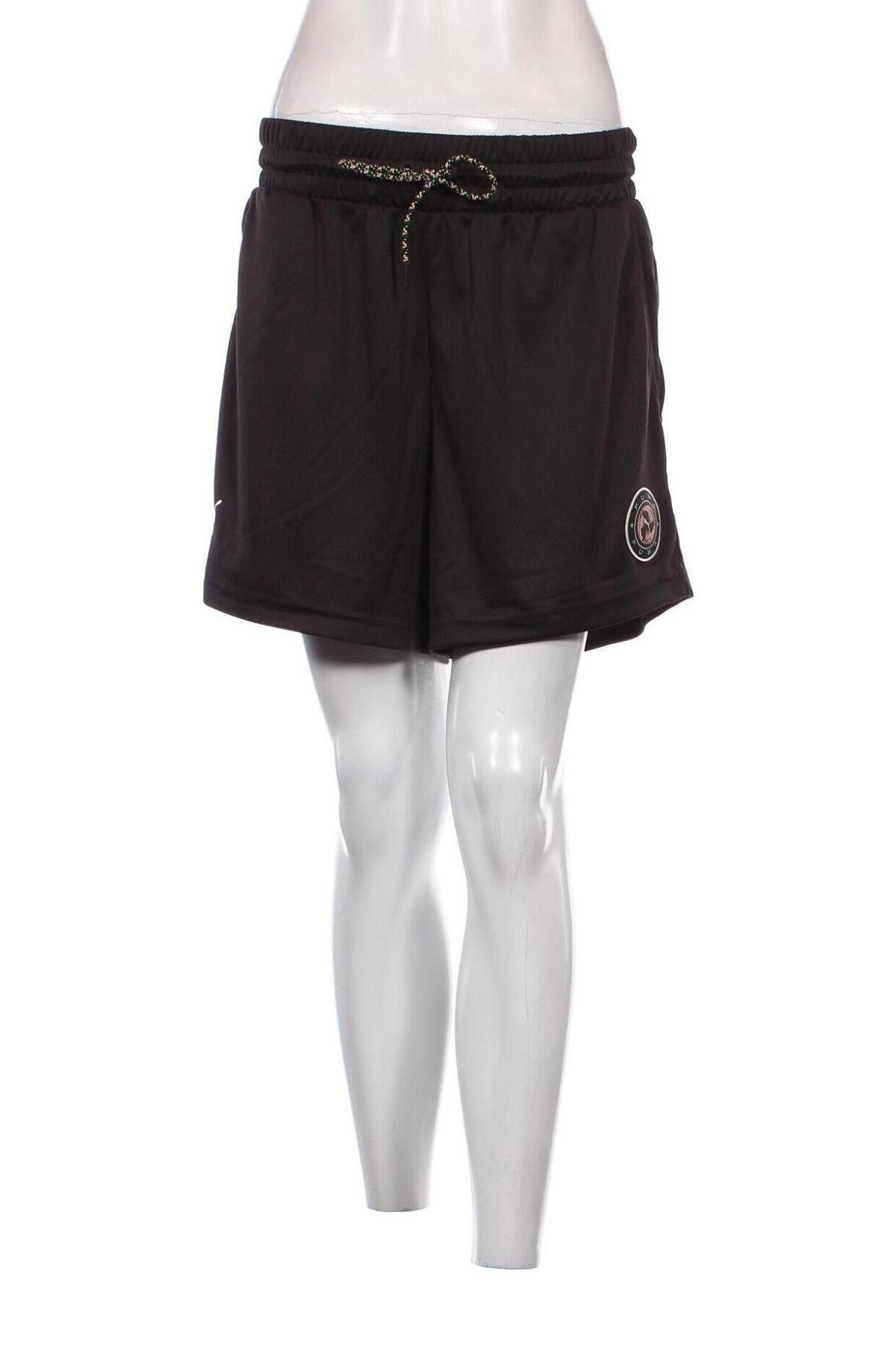 Дамски къс панталон PUMA, Размер M, Цвят Черен, Цена 77,00 лв.