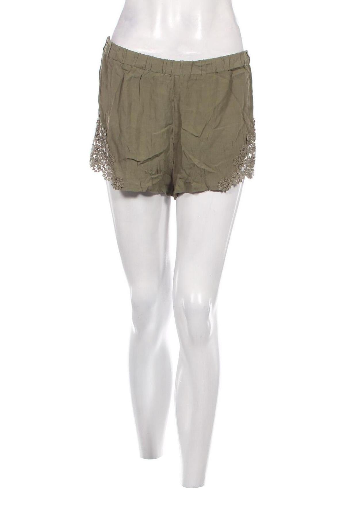Pantaloni scurți de femei Piazza Italia, Mărime L, Culoare Verde, Preț 30,63 Lei