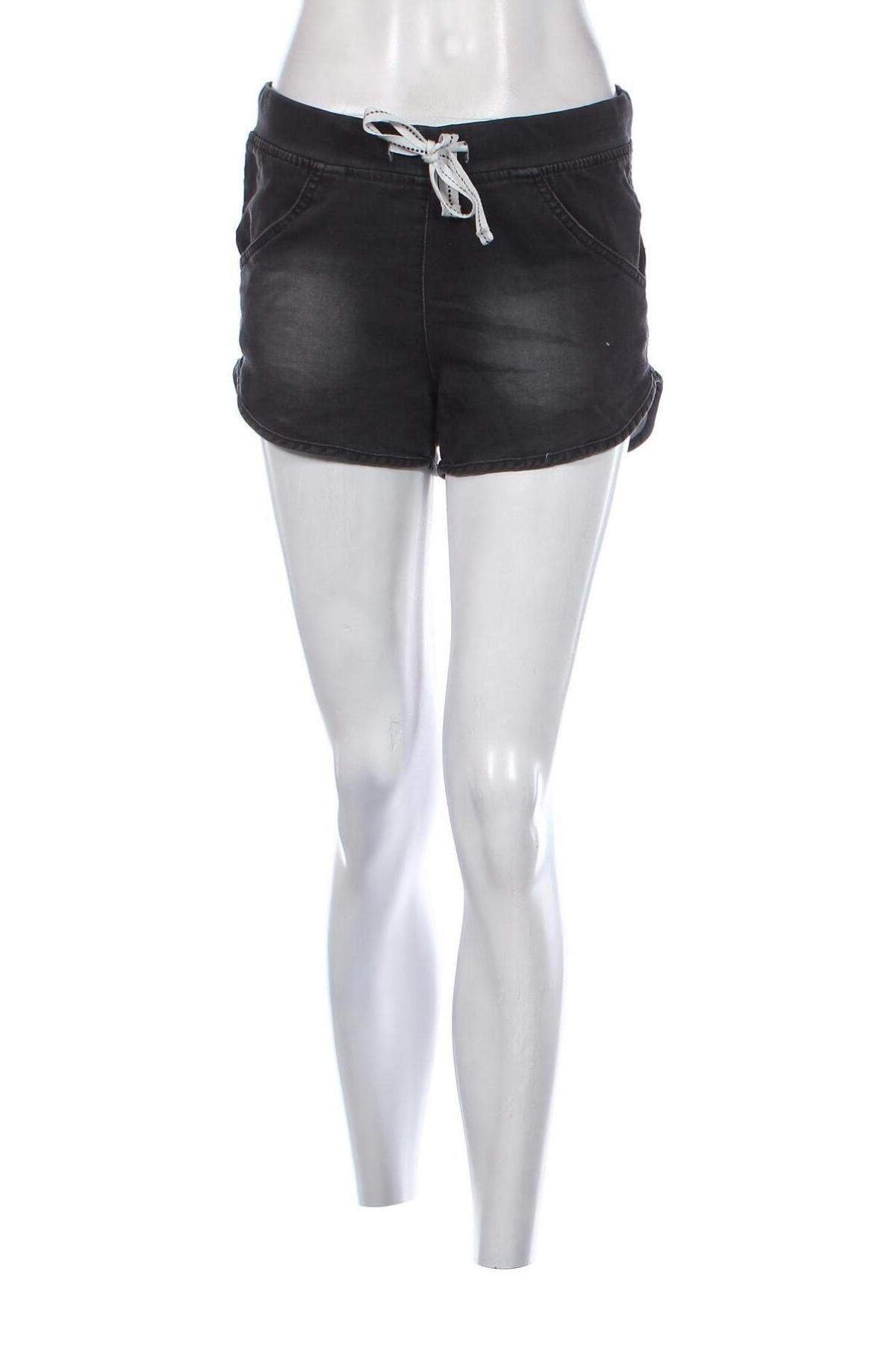 Γυναικείο κοντό παντελόνι True Spirit, Μέγεθος S, Χρώμα Γκρί, Τιμή 2,35 €