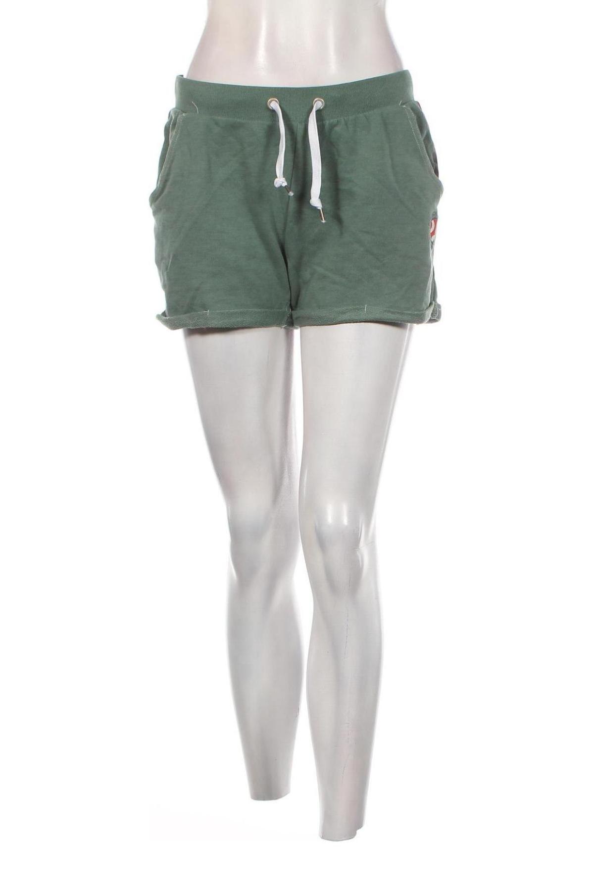 Дамски къс панталон Uefa, Размер S, Цвят Зелен, Цена 25,00 лв.