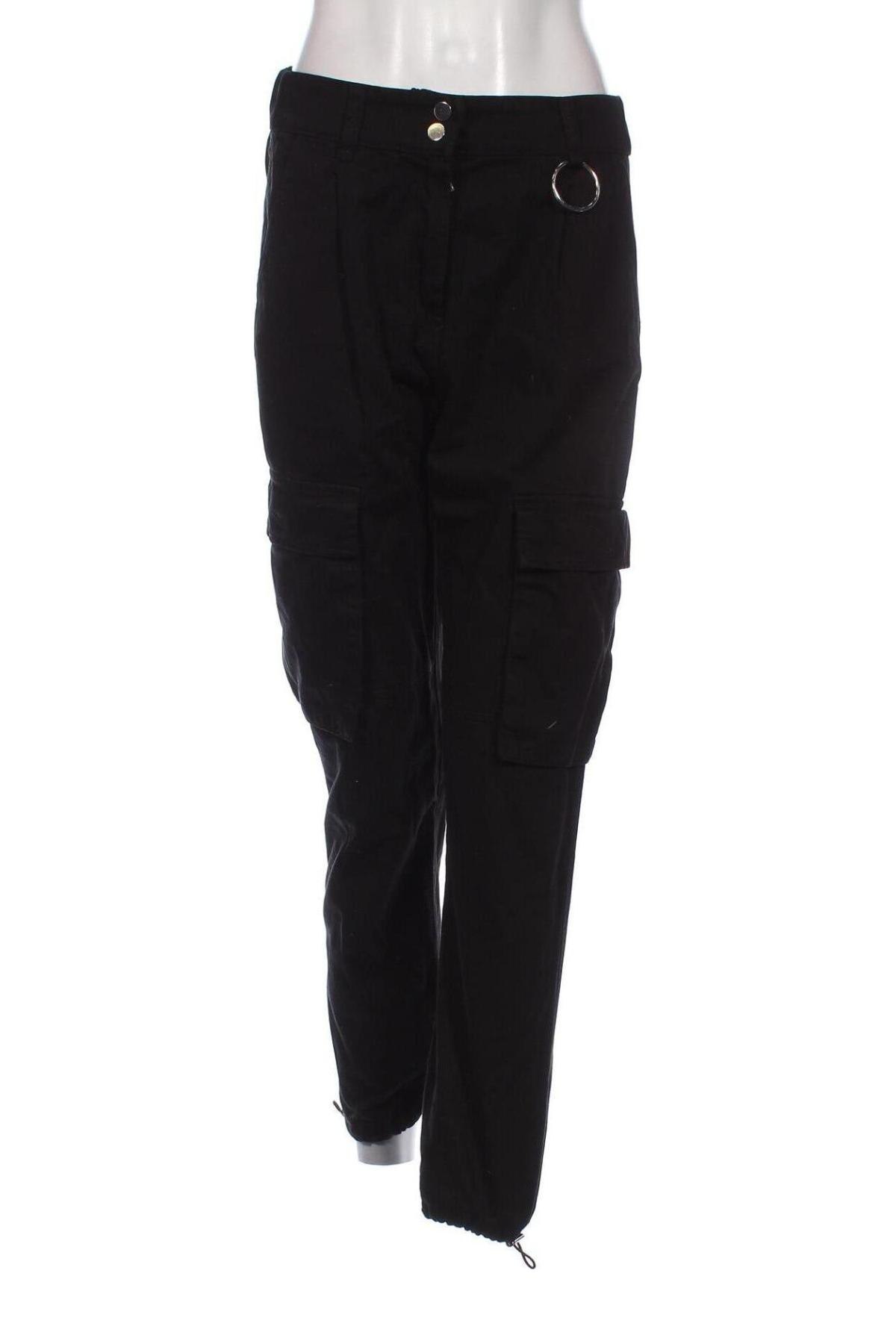 Γυναικείο παντελόνι Bershka, Μέγεθος S, Χρώμα Μαύρο, Τιμή 8,01 €