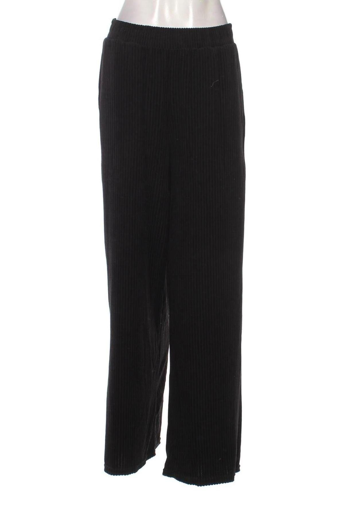 Pantaloni de femei Urban Classics, Mărime XL, Culoare Negru, Preț 65,86 Lei