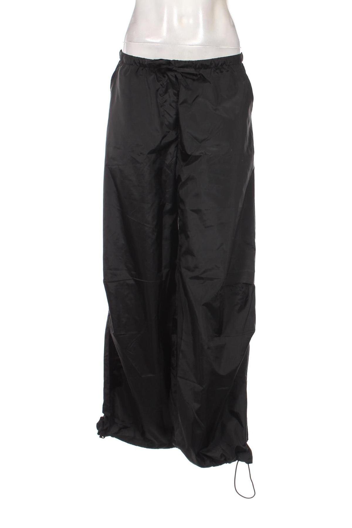 Dámske nohavice Weekday, Veľkosť S, Farba Čierna, Cena  9,59 €