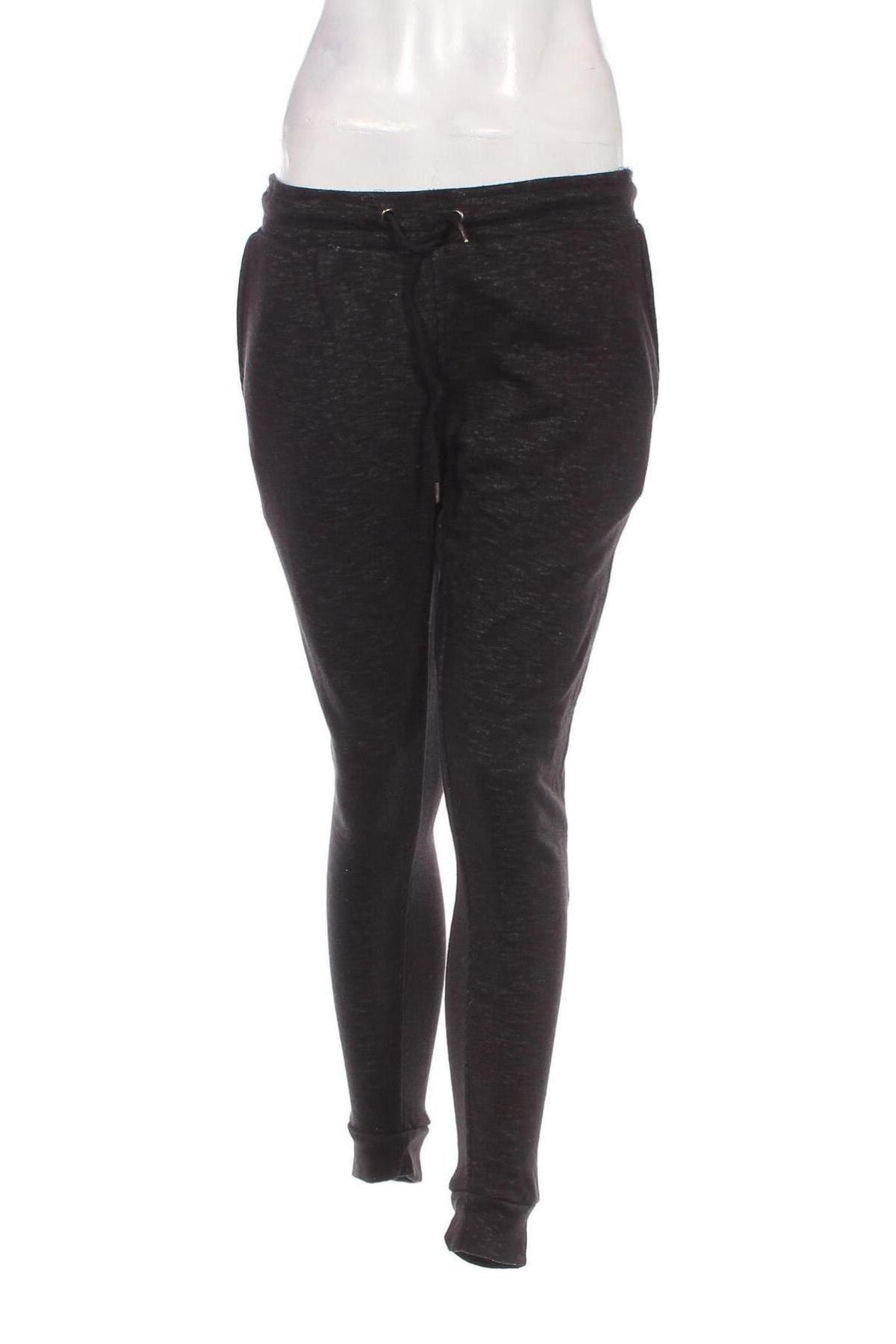 Pantaloni trening de femei Urban Classics, Mărime M, Culoare Gri, Preț 101,32 Lei