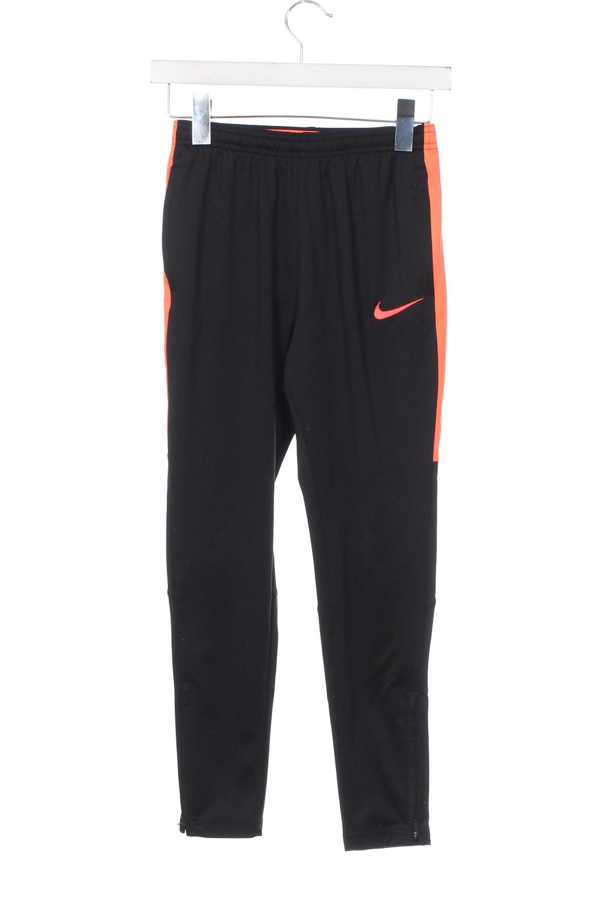 Detské tepláky Nike, Veľkosť 8-9y/ 134-140 cm, Farba Čierna, Cena  9,82 €