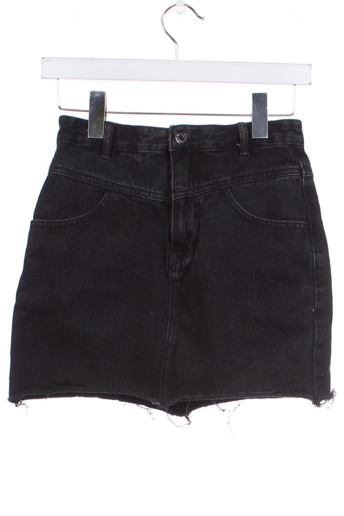 Fustă Pull&Bear, Mărime S, Culoare Negru, Preț 29,99 Lei