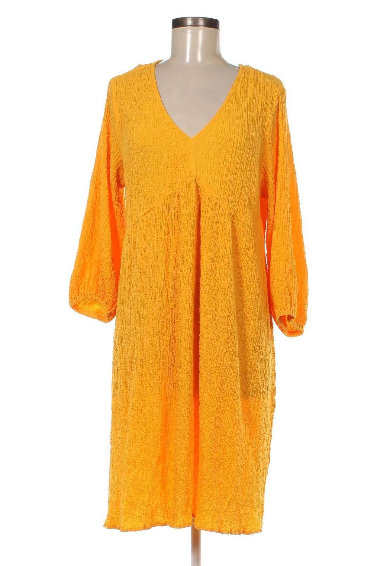 Kleid B.Young, Größe S, Farbe Orange, Preis 13,99 €
