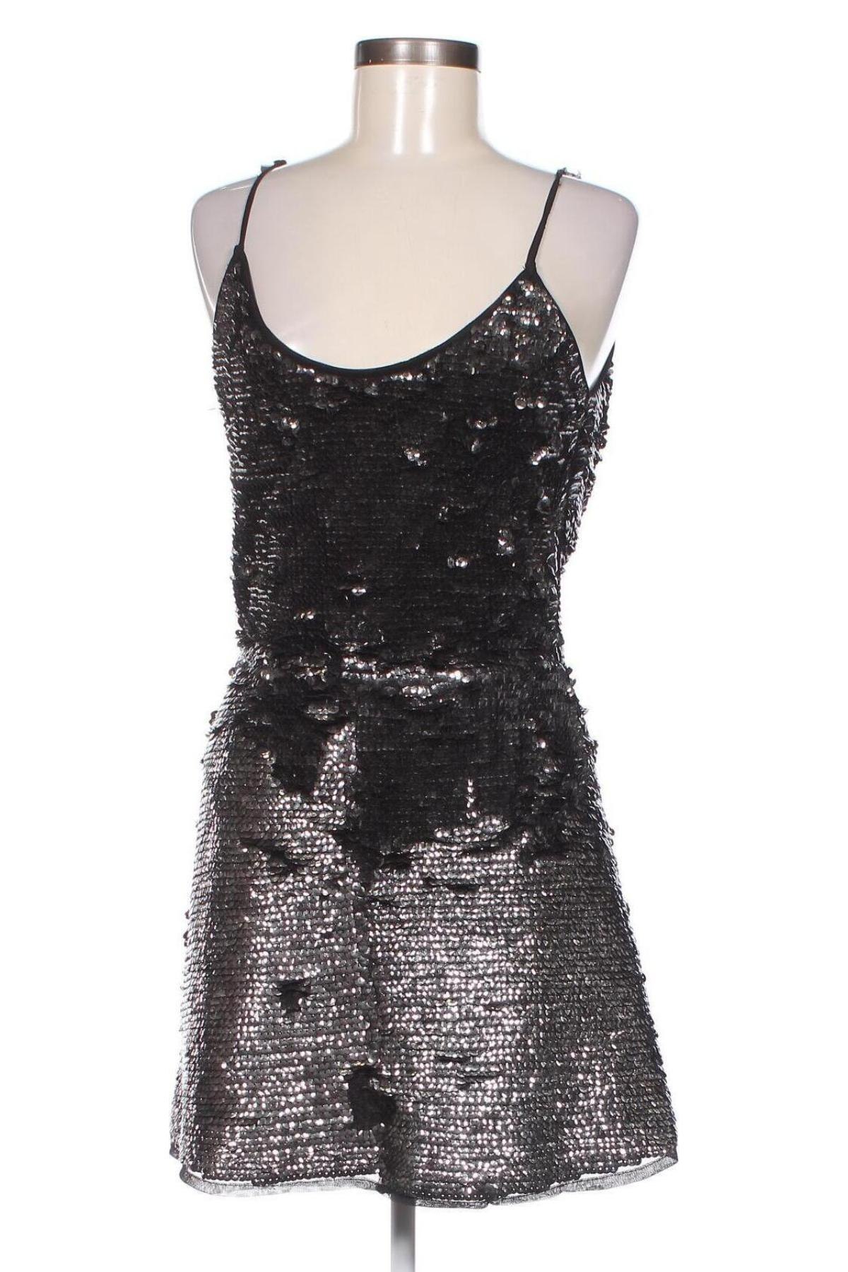 Kleid Bershka, Größe M, Farbe Silber, Preis 33,26 €