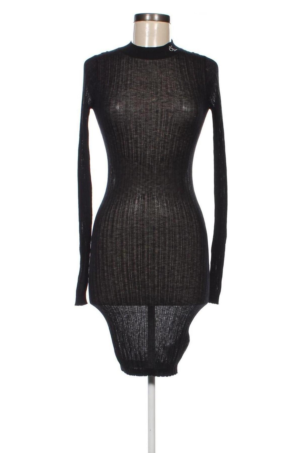 Rochie Calvin Klein Jeans, Mărime M, Culoare Negru, Preț 230,92 Lei