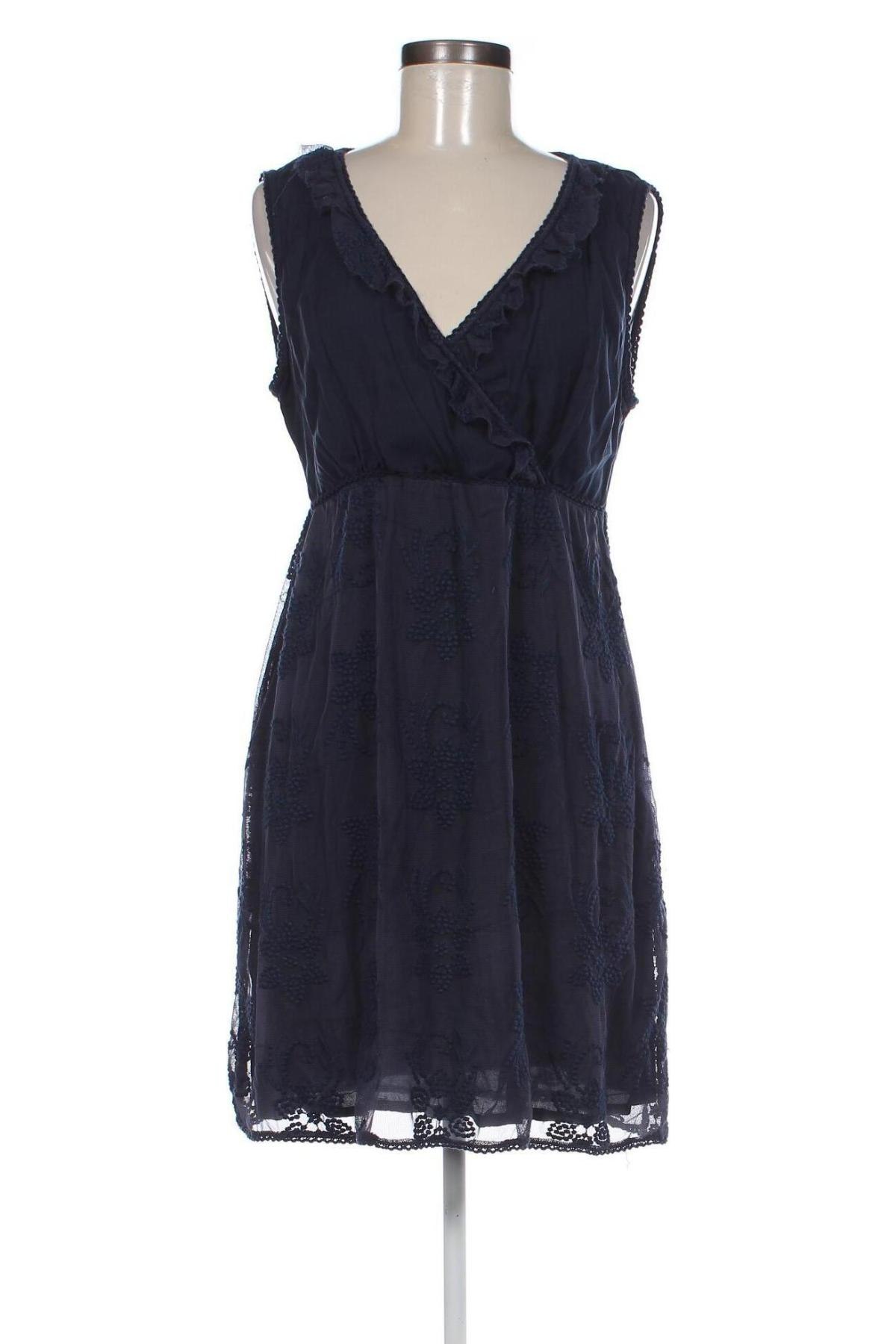 Kleid Cream, Größe M, Farbe Blau, Preis 29,82 €