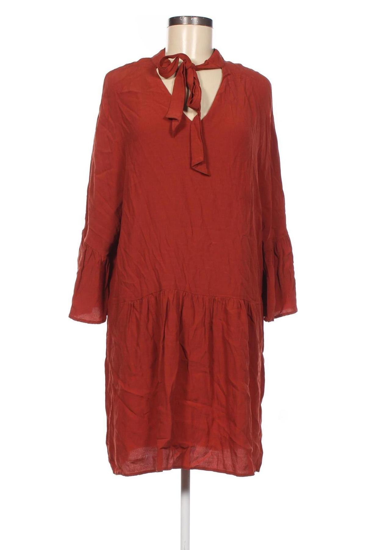 Kleid Design By Kappahl, Größe L, Farbe Rot, Preis 65,60 €